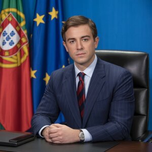 RNeves25